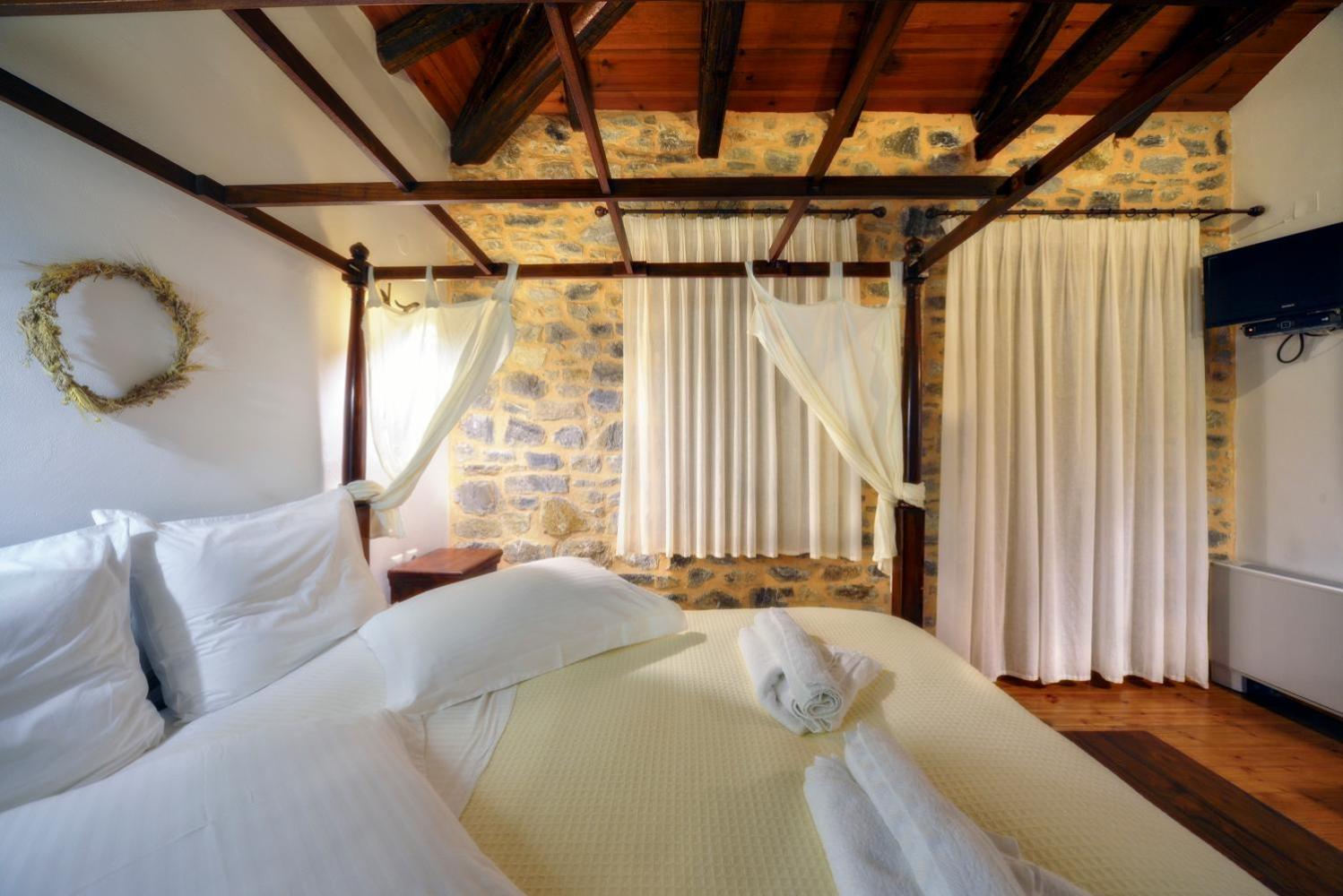 Eos - Authentic Experience Hotel Skiti Room photo