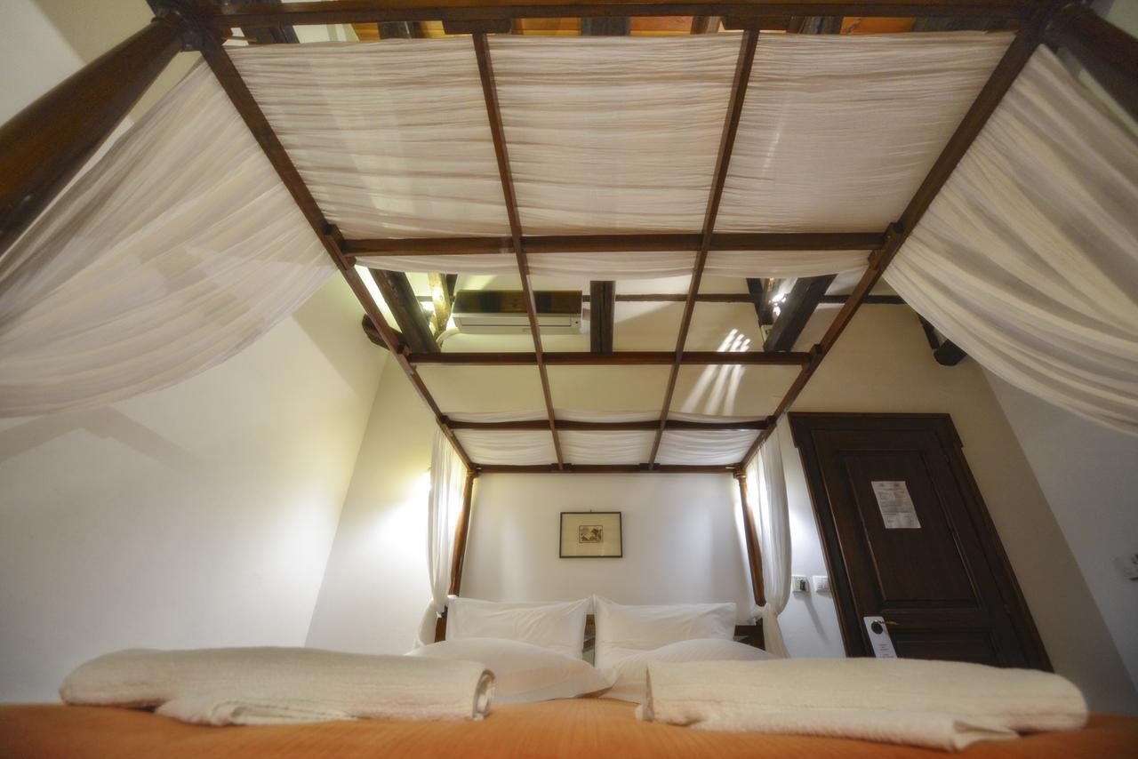 Eos - Authentic Experience Hotel Skiti Exterior photo